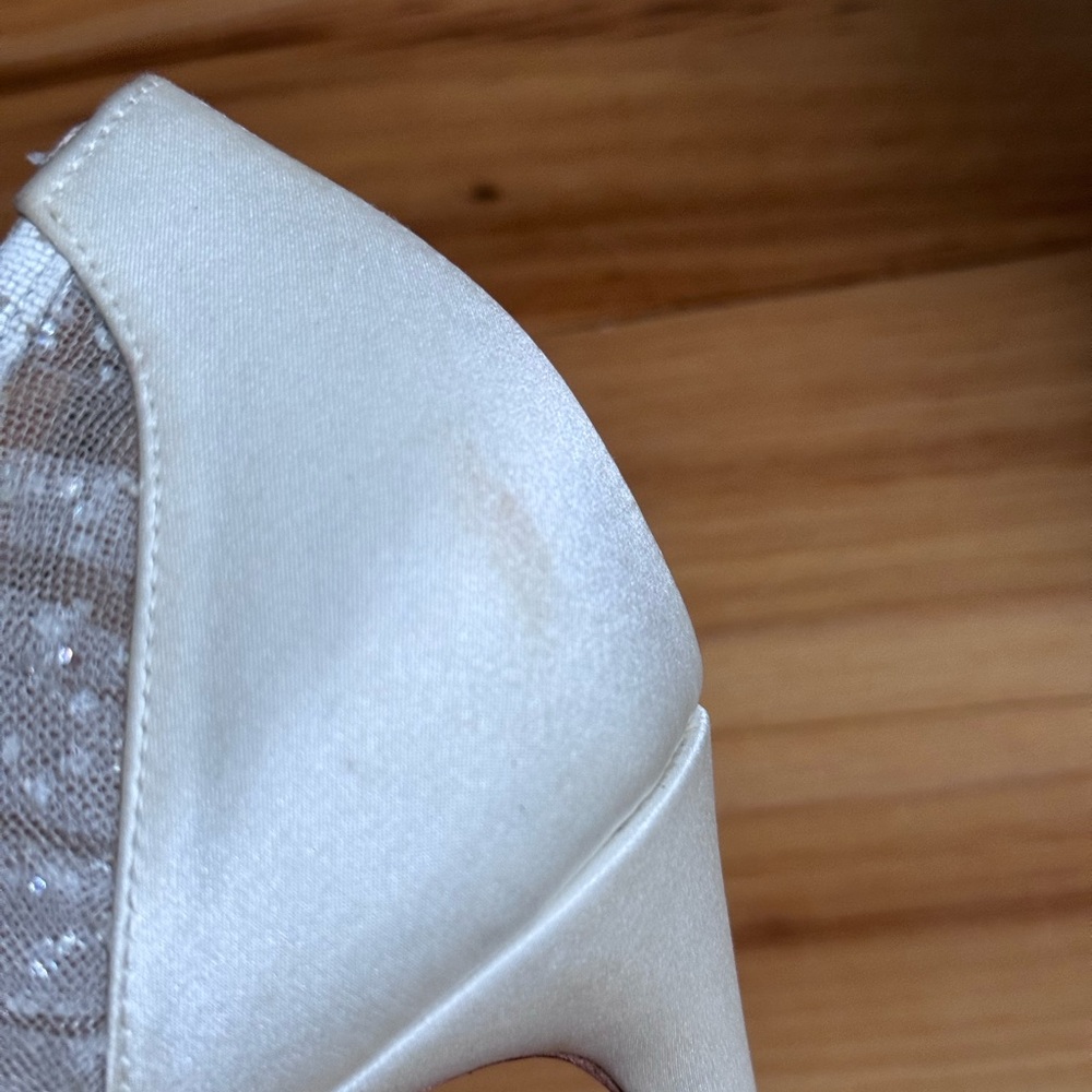 SOLD ‼️Christian Louboutin Kate Draperia 85 White Glitter Tulle Bridal Low Heel - Picture 8 of 16